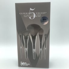 It Brushes For Ulta Experience Ultimate Lux 5-Piece Velvet Face & Eye Brush Set