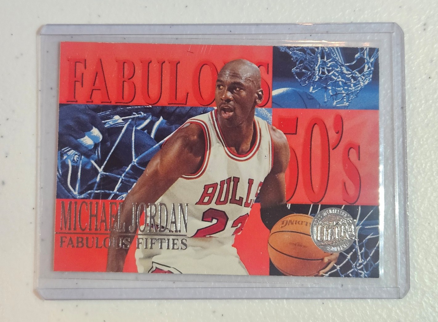 Michael Jordan 1995 Fleer Ultra Fabulous 50s GOLD MEDALLION 90s RARE Bulls