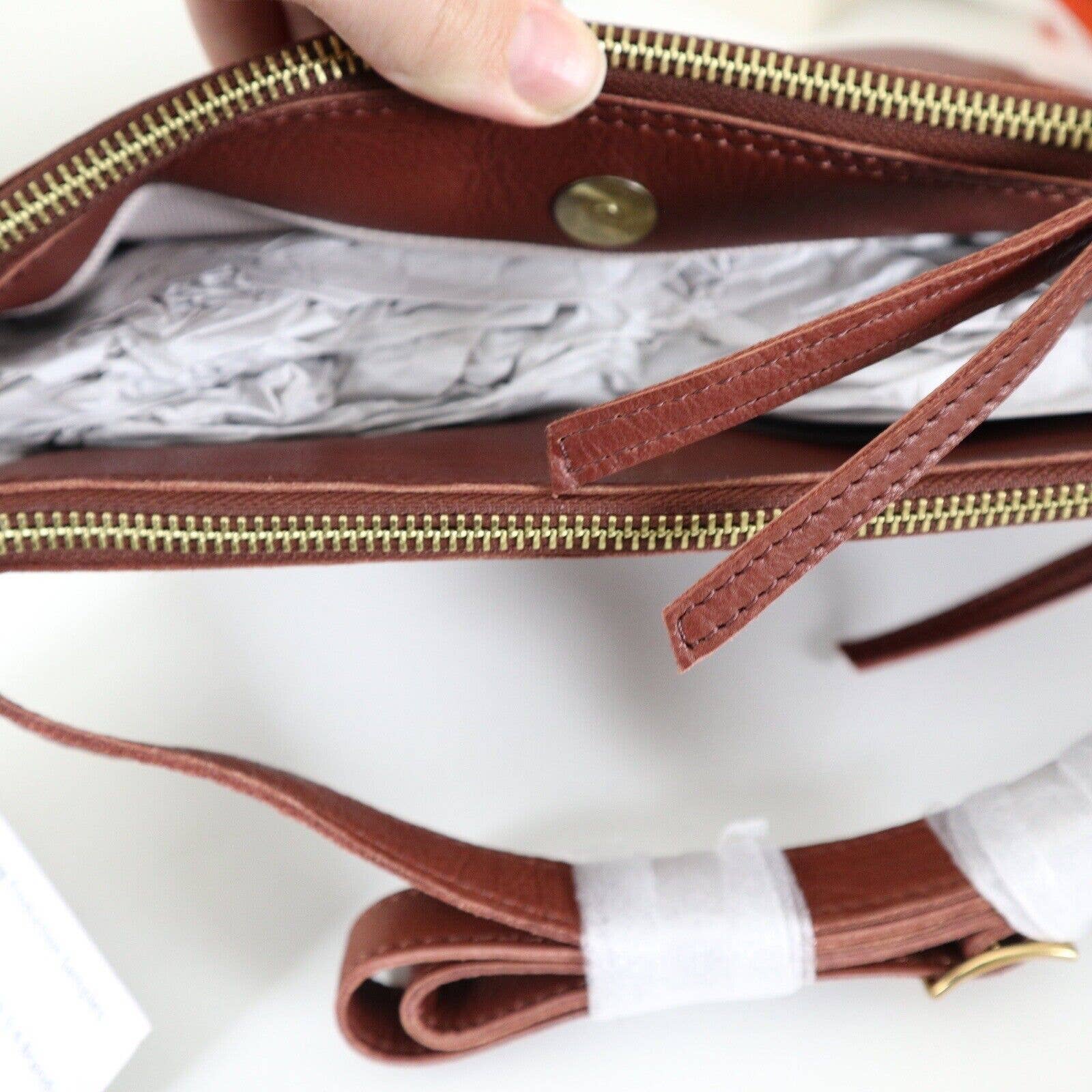 NWT Margot Large Jules selling Brown Genuine Leather Crossbody Purse Brandy