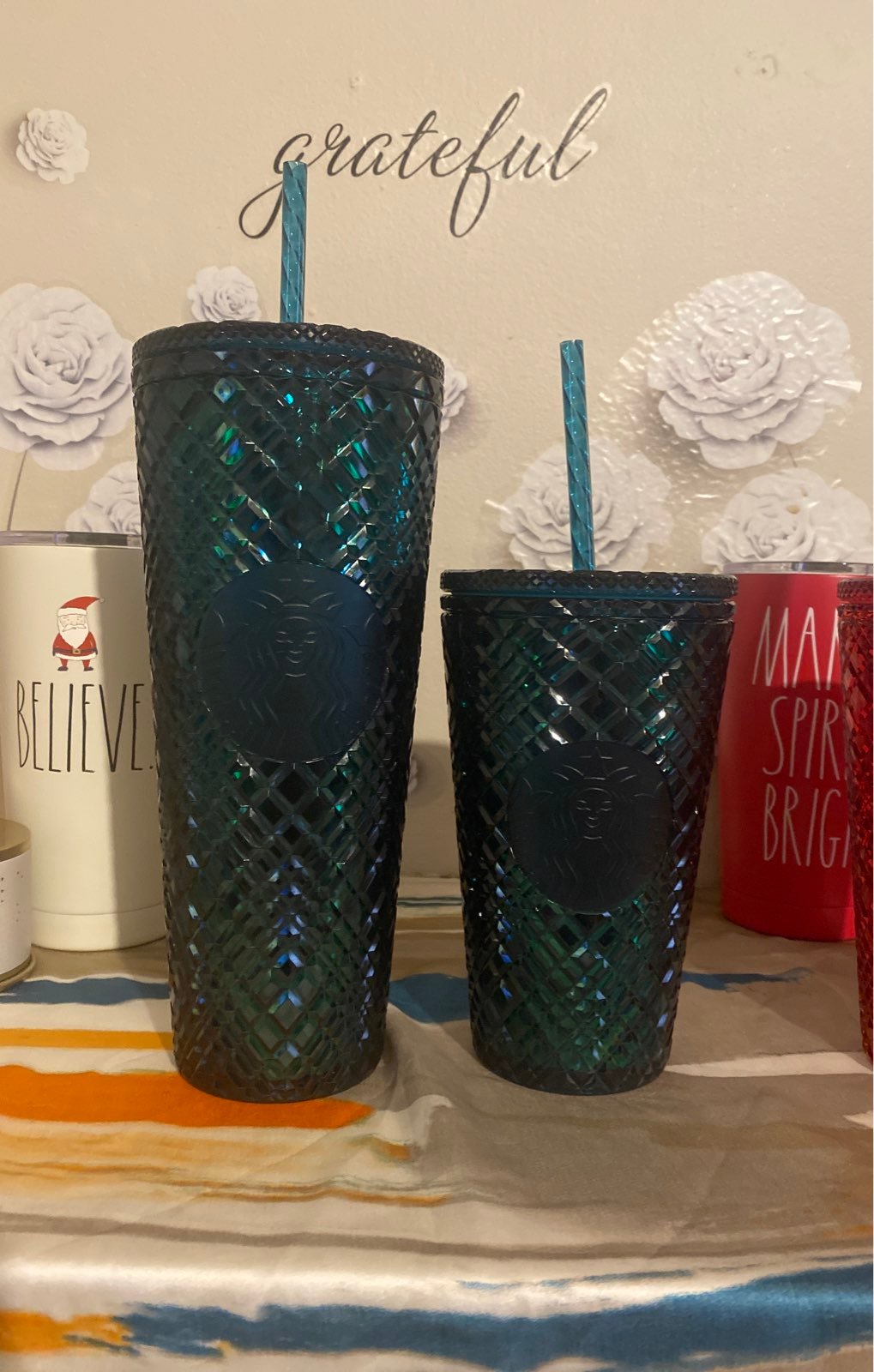 NEW STARBUCKS HOLIDAY 2021 bundle