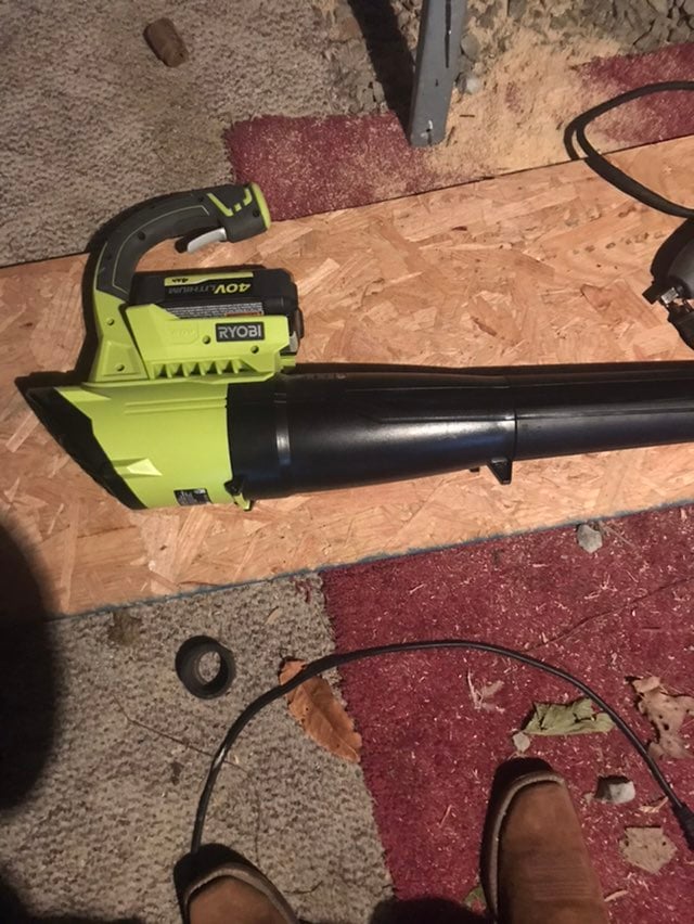 RYOBI LEAF BLOWER