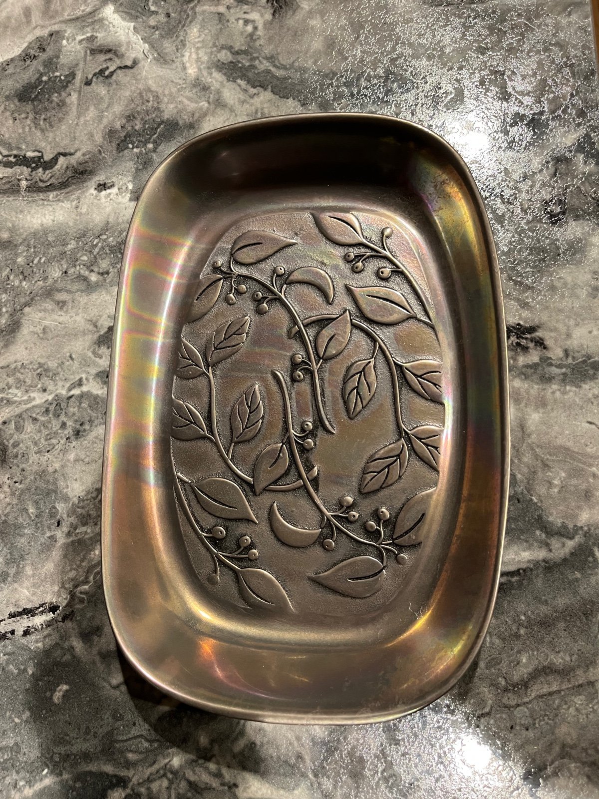 Wilton Armetale Botanica Leaf Pattern Bread Tray Pewter 9 1/4 x 6 1/2