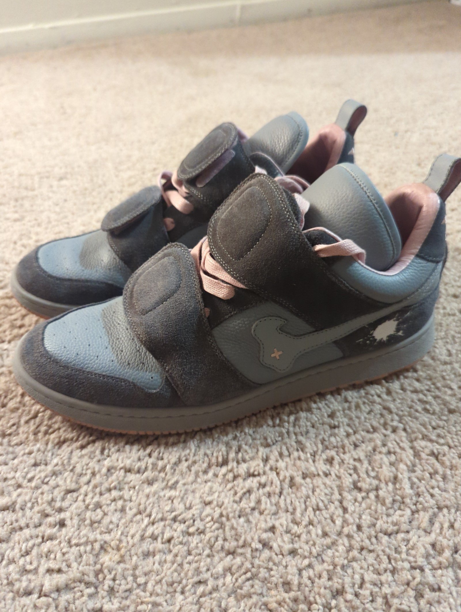 Sia Collective Pigeon Vulture Sk8