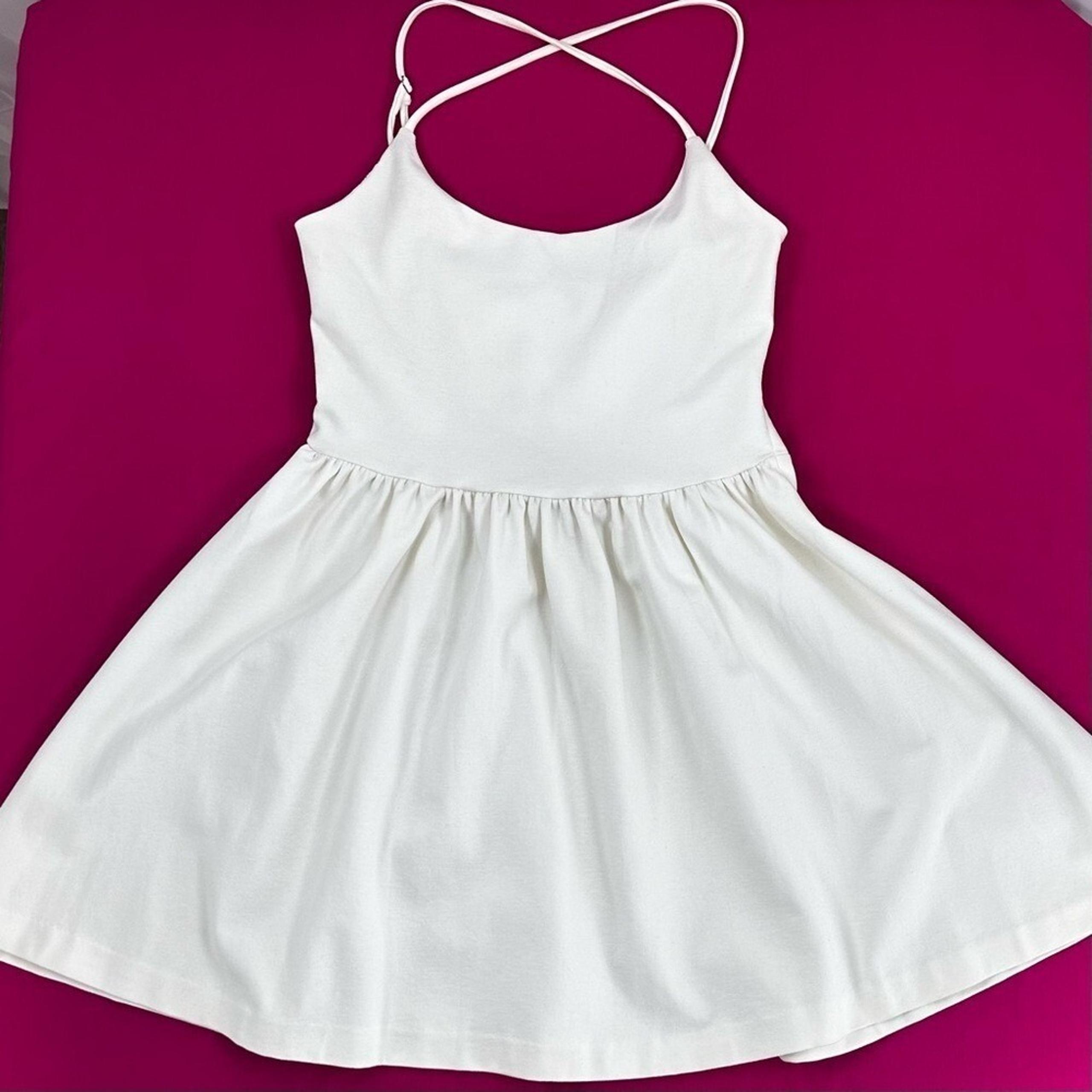 Guess White Skater Mini Dress Tie-Up Back Bodycon Fit & Flare Sleeveless Size 6