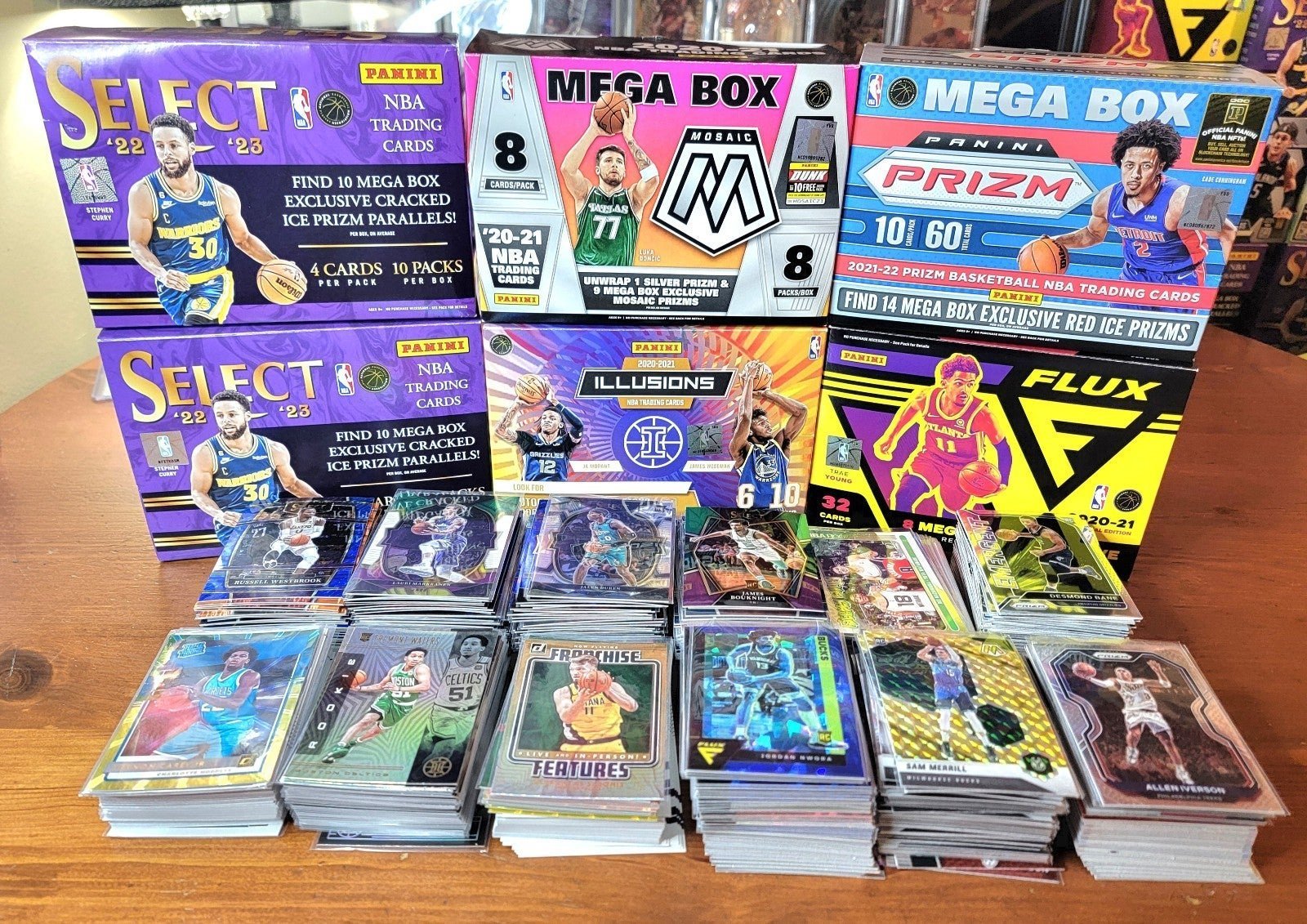 Huge 600 Basketball Card Lot Almost 300 Rookies & Color Refractors