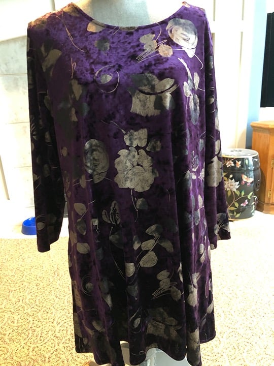 Caroline Rose tunic Sz xl 22” armpit to armpit and 33” long