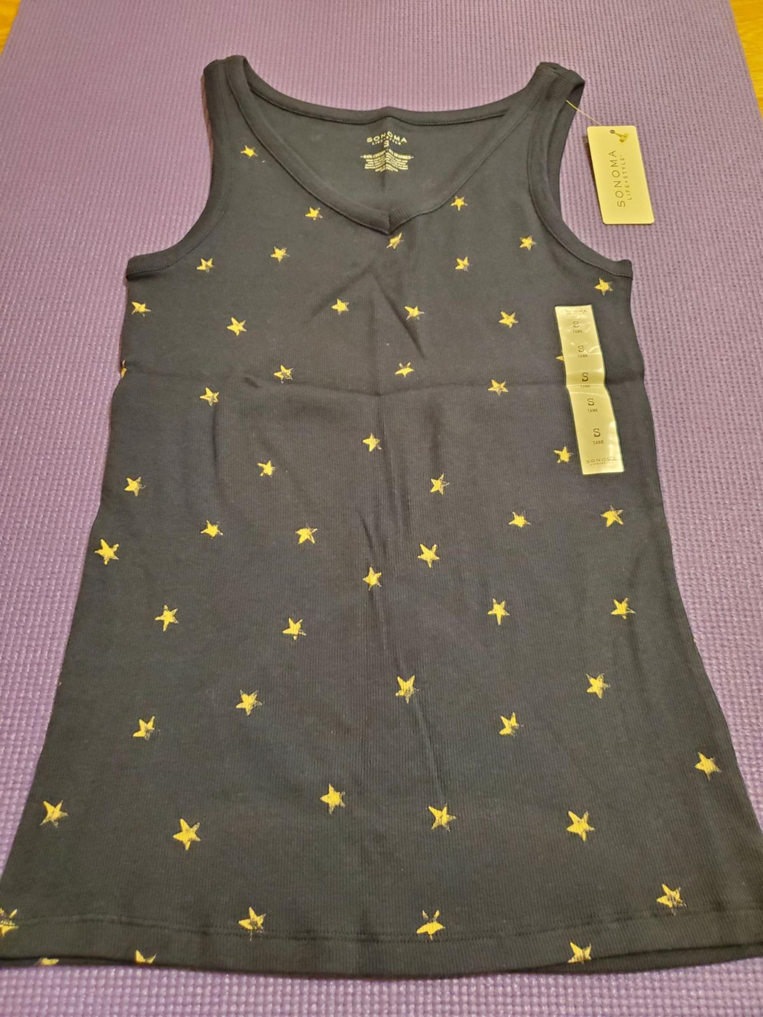 ❤❤V neck tank top small