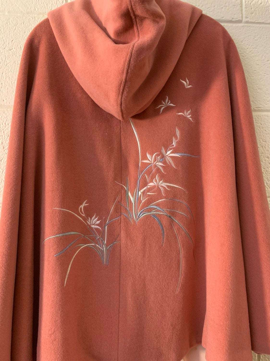 Embroidery 100% wool cape