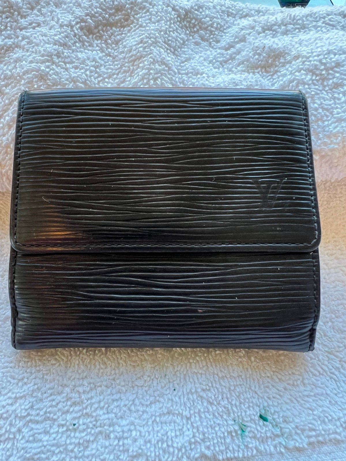 Louis Vuitton Black Epi Men’s/Womans Wallet - France