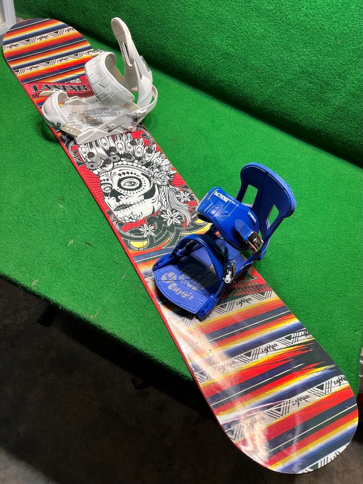 LAMAR “RARE” Snowboard EXCELLENT CONDITION with UNION FACTION BINDINGS154cm
