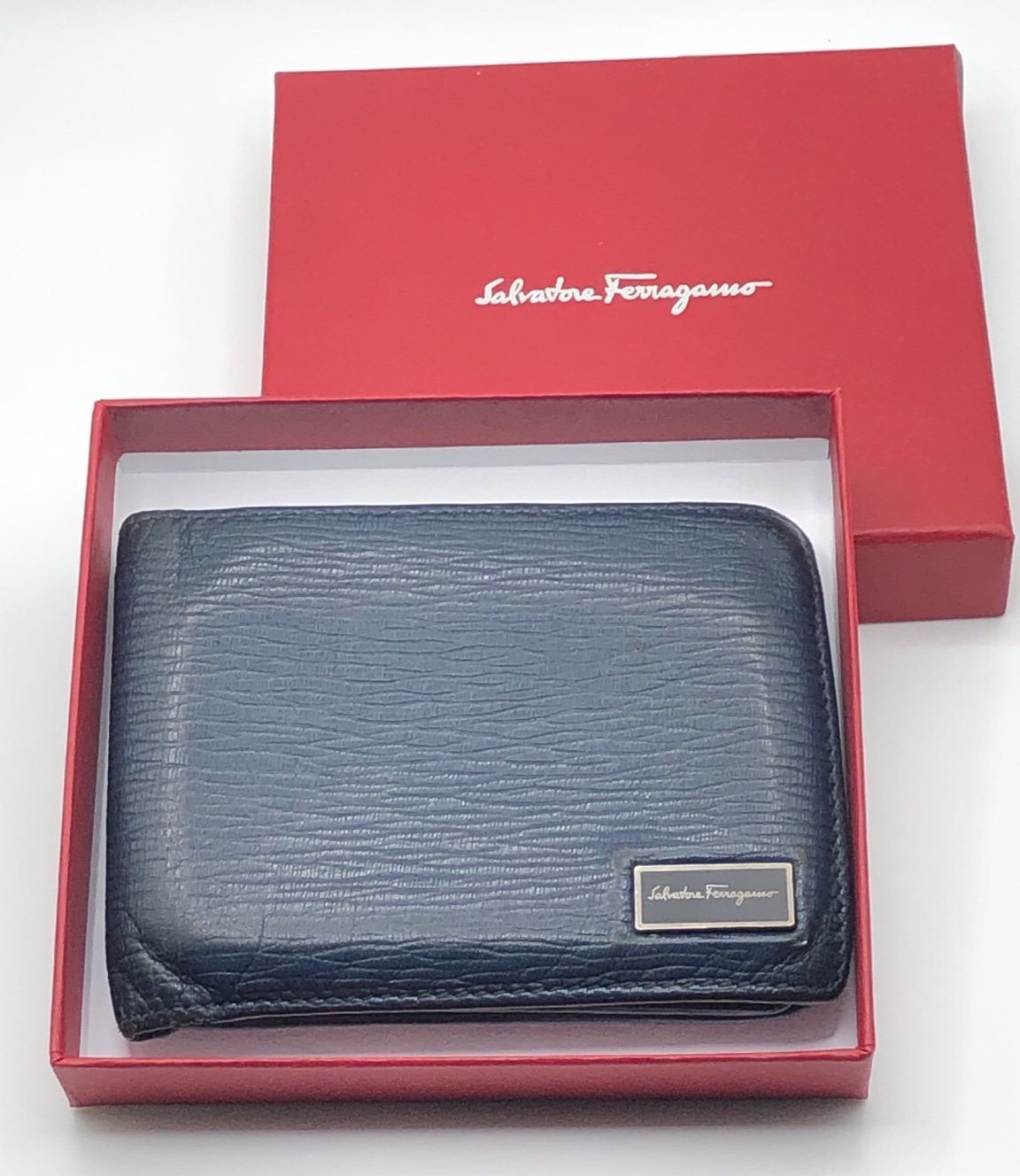 Salvatore Ferragamo Bifold Black Leather Wallet Nero Pebbled Made in Italy