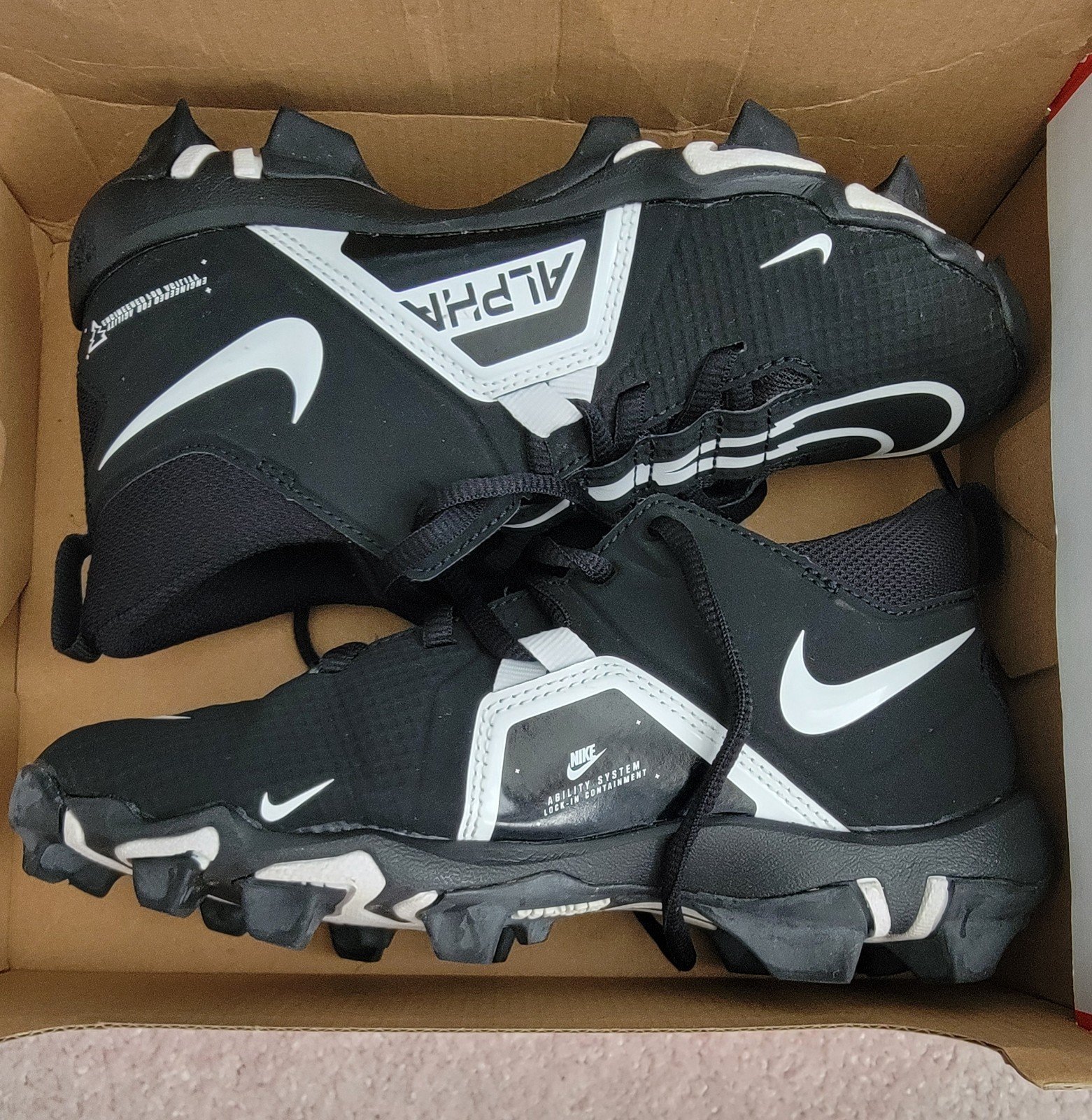 Nike Fastflex cleats size 3Y