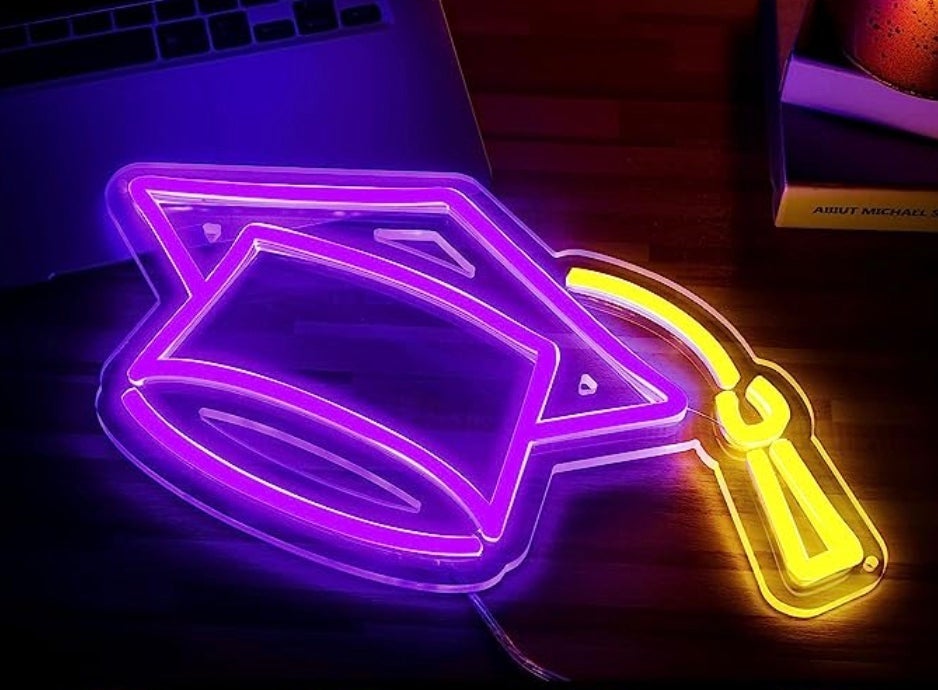 Lovely Bright Purple Graduation Cap LED Night Light Celebration Decoration