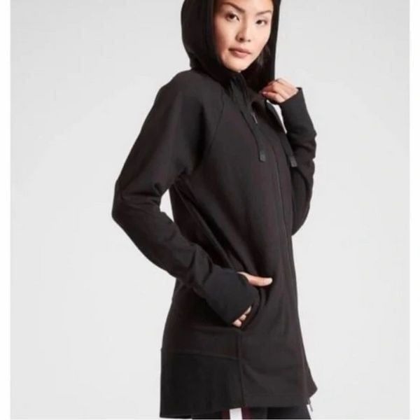 Athleta Triumph Long Hoodie NWT