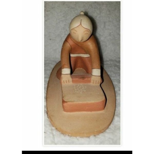 Lawrence Dilt Pottery