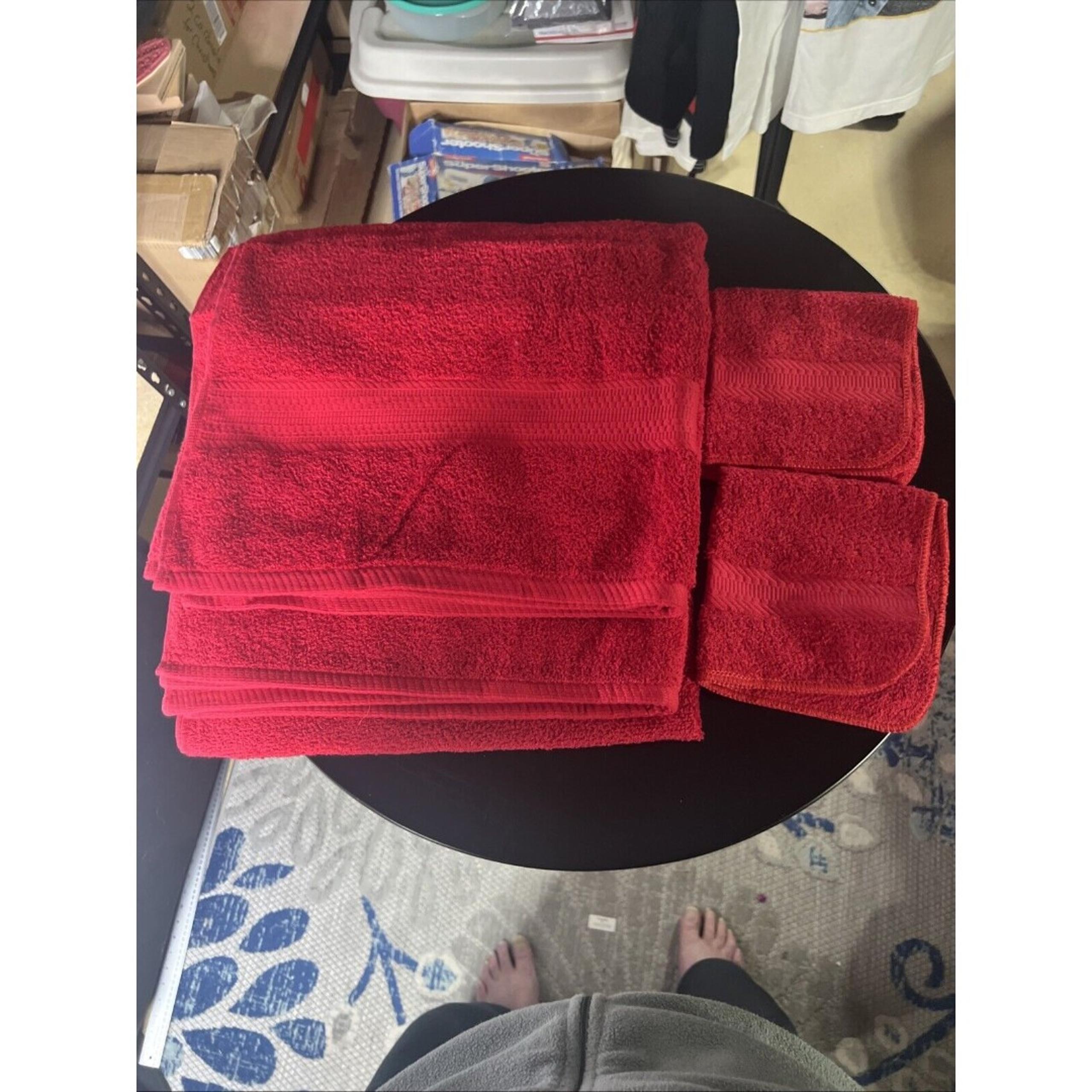 Set Of 2 THE BIG ONE Bright Red 100% Cotton Towels And 2 Washcloths NEW