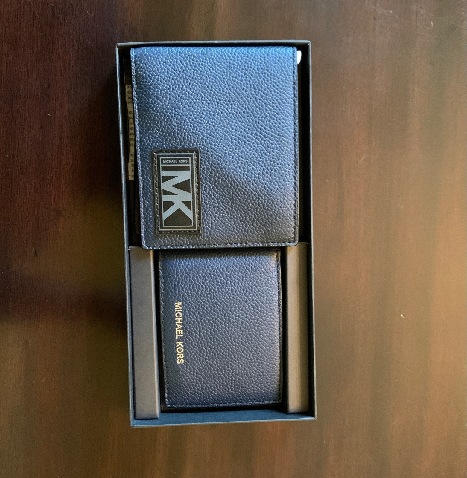Michael Kors 2 in 1 Wallet Set