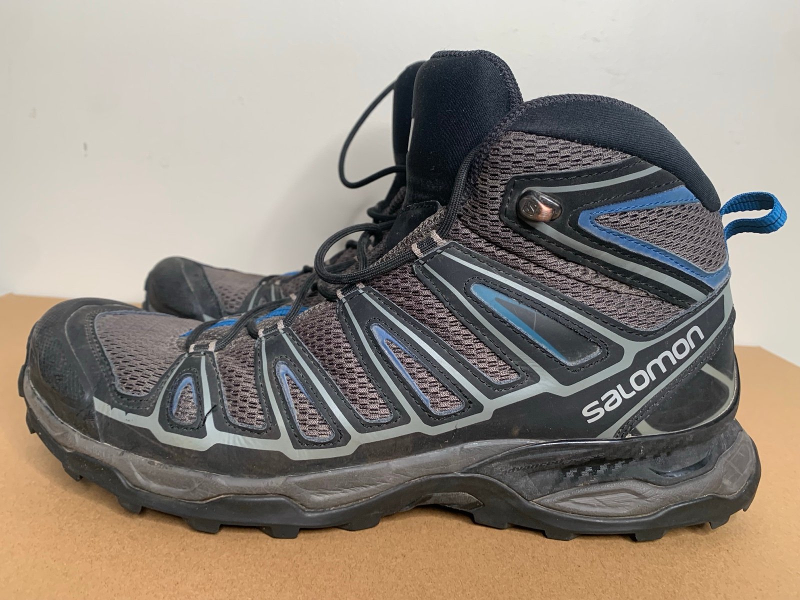 Salomon men's x ultra mid aero hiking boot deals