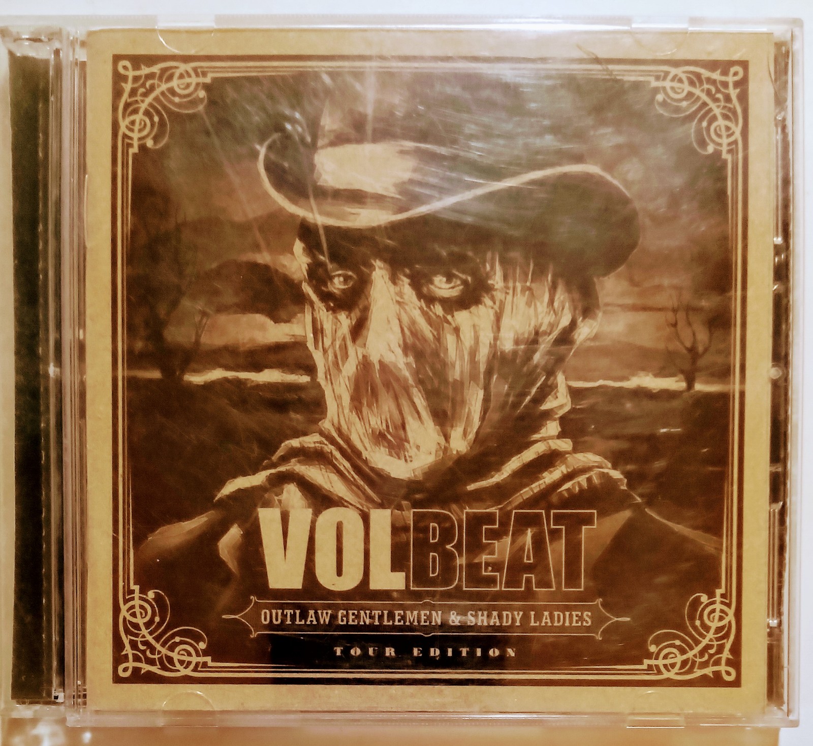 VOLBEAT: OUTLAW GENTLEMEN & SHADY LADIES LIMITED TOUR EDITION CD/DVD!