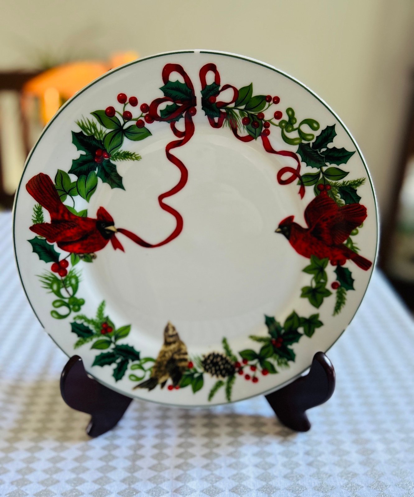 Royal Norfolk 10 Christmas Dinner Plate Cardinals Red Birds Set of 6 !!