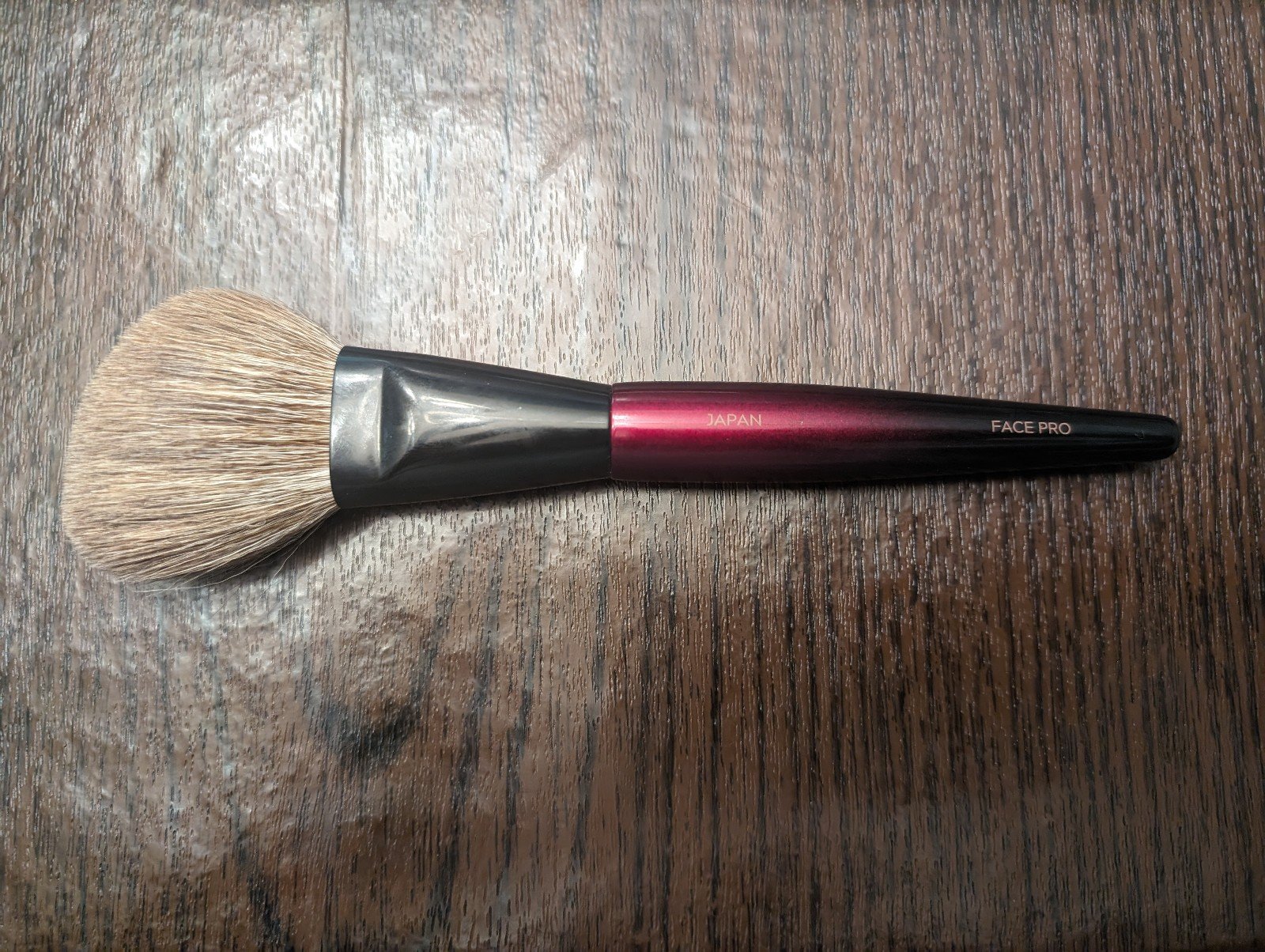 Sonia g. Face pro makeup brush face powder brush