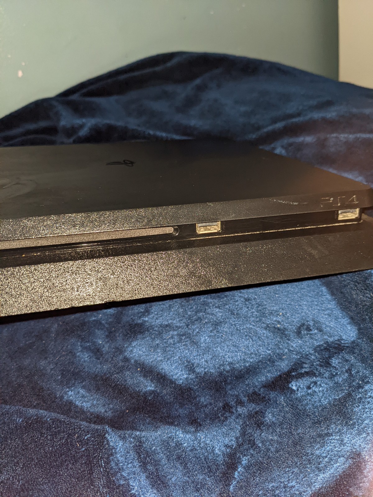 PlayStation 4 (no delivery, pick up only)