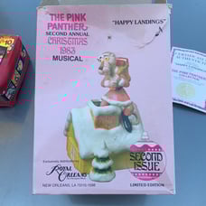 Pink panther happy landings figurine