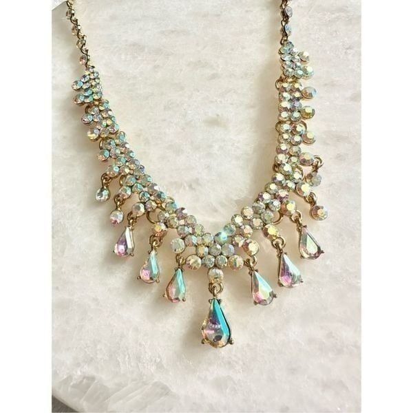 Dream like Iridescent sparkle statement necklace