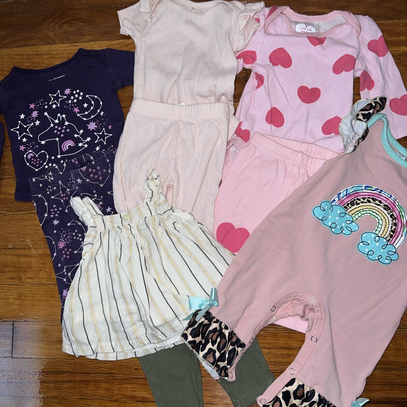 Lot Of 9 PCs 5 Outfits Baby Girl Bodysuits Tops Bottoms 0-3 Months EUC Pink Gray