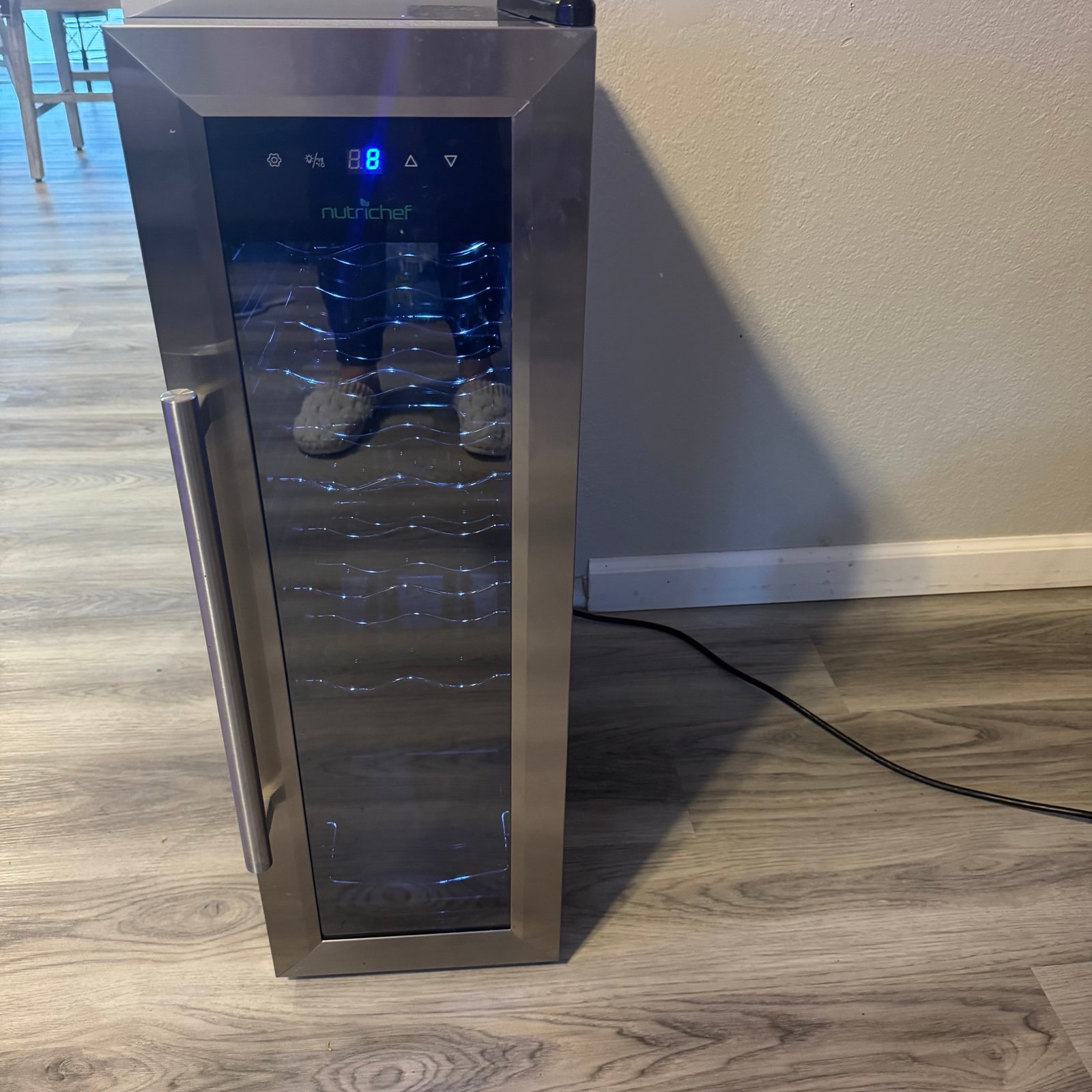 NutriChef Home Wine Cooler Fridge.Digital Touchscreen Control,12 Bottle PKCWC12