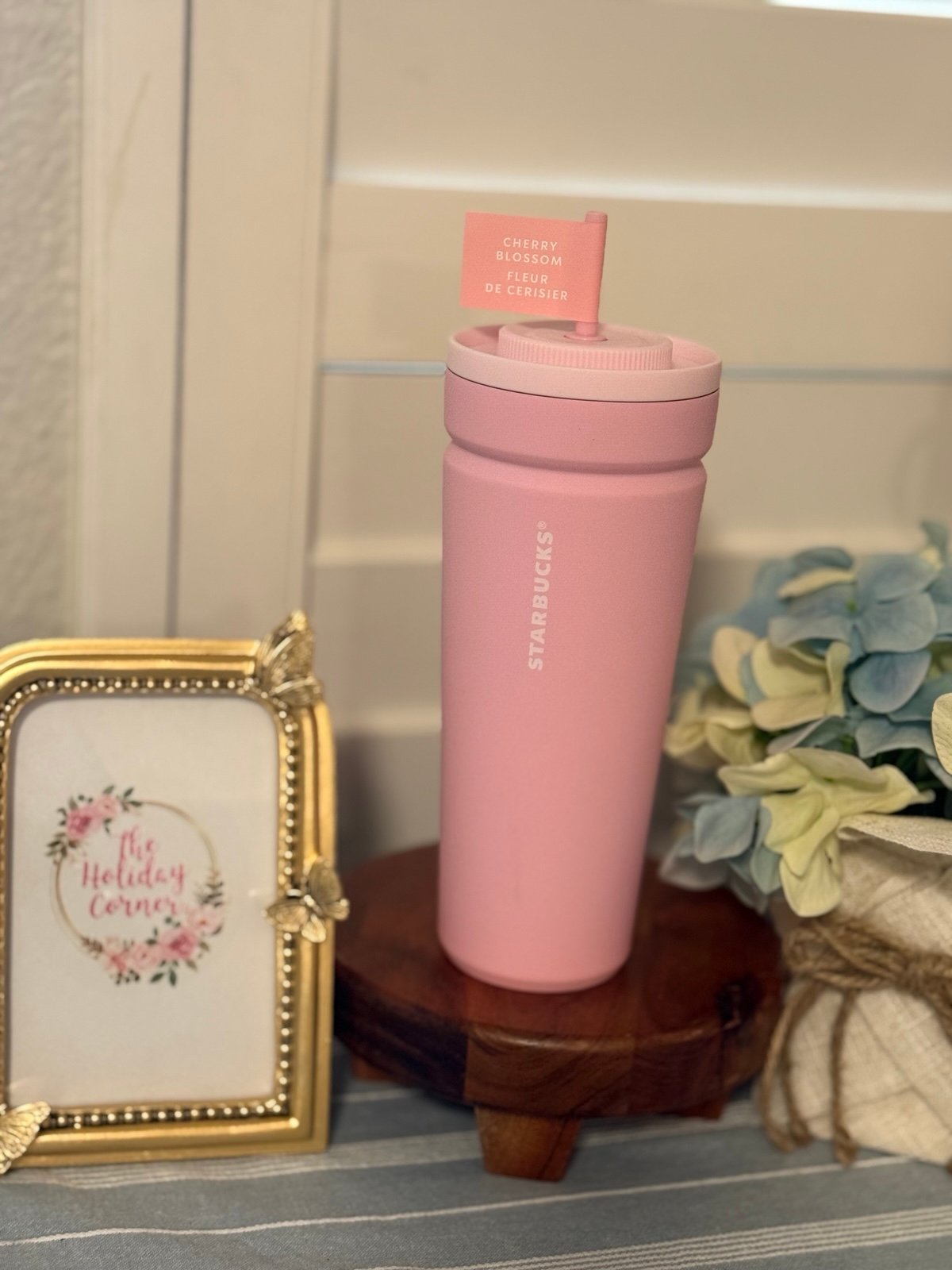 Starbucks pink stainless steel tumbler cherry blossom 2025