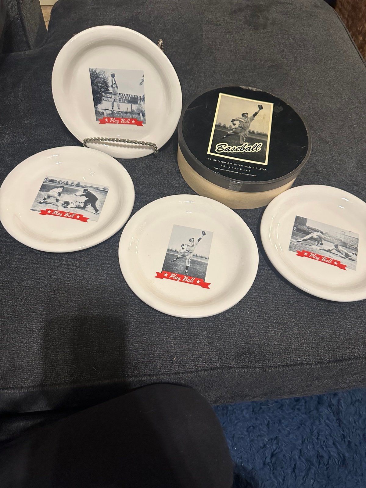 Vtg Set of 4 Pottery Barn Baseball 8” Stoneware Play Ball Plates Original Box