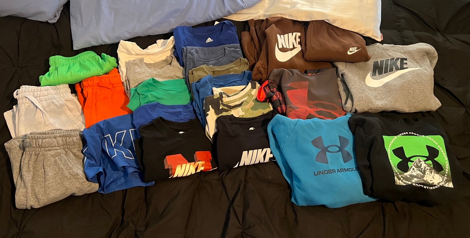 22 Piece Boys Clothing Lot! All Name Brand! Nike, Under Armour, Adidas.