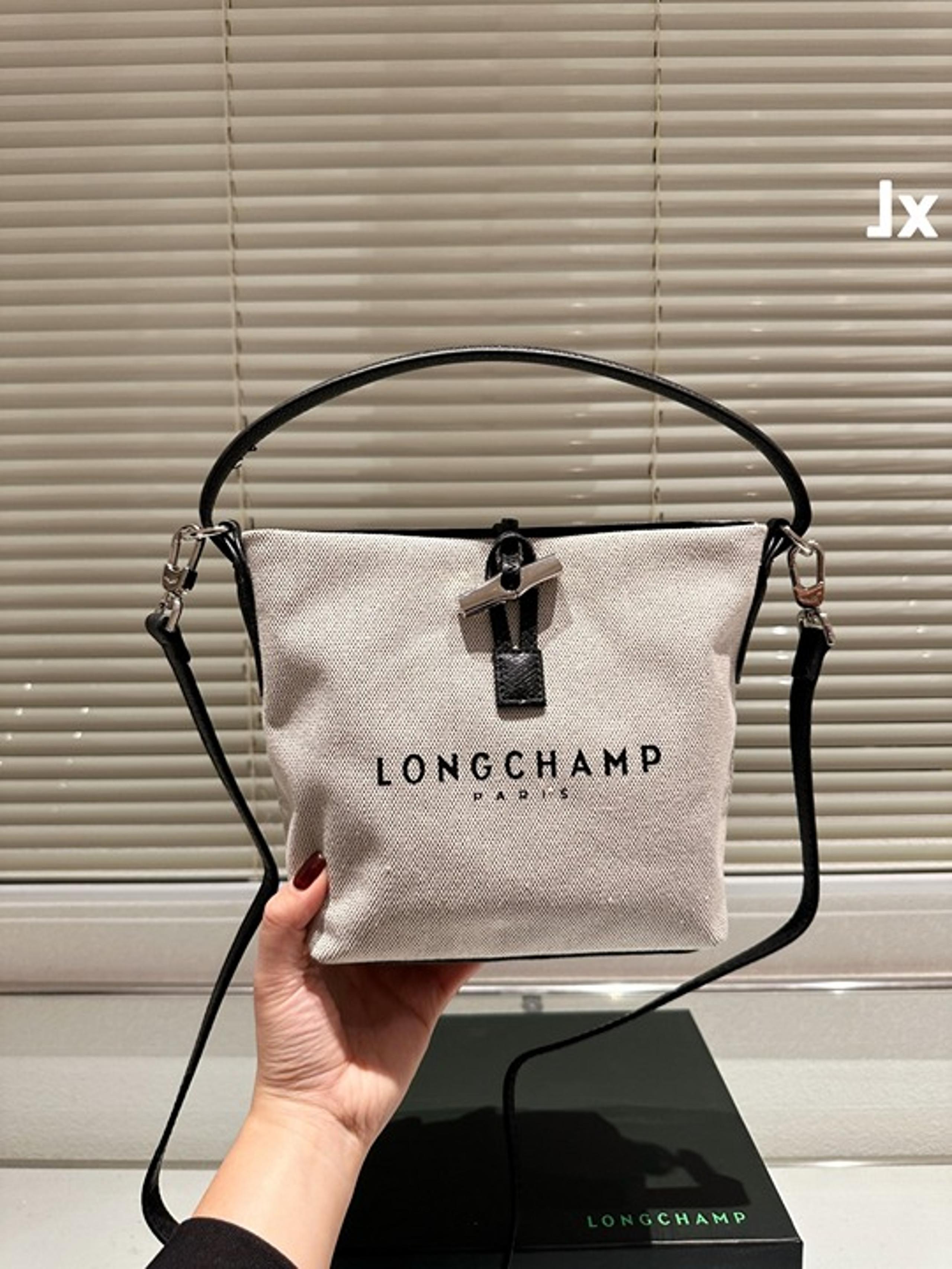 hand bucket bag - Longchamp