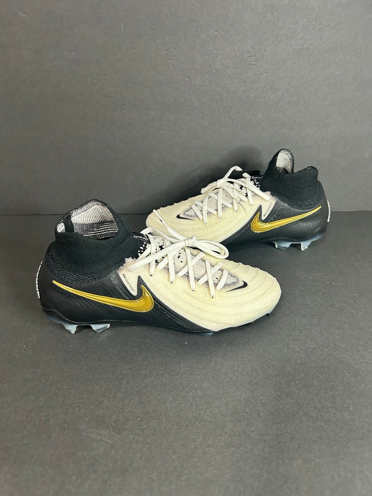 Nike Phantom Luna II Elite FG P Men’s Size 4.5 / Womens 6 White Gold FQ8930-100