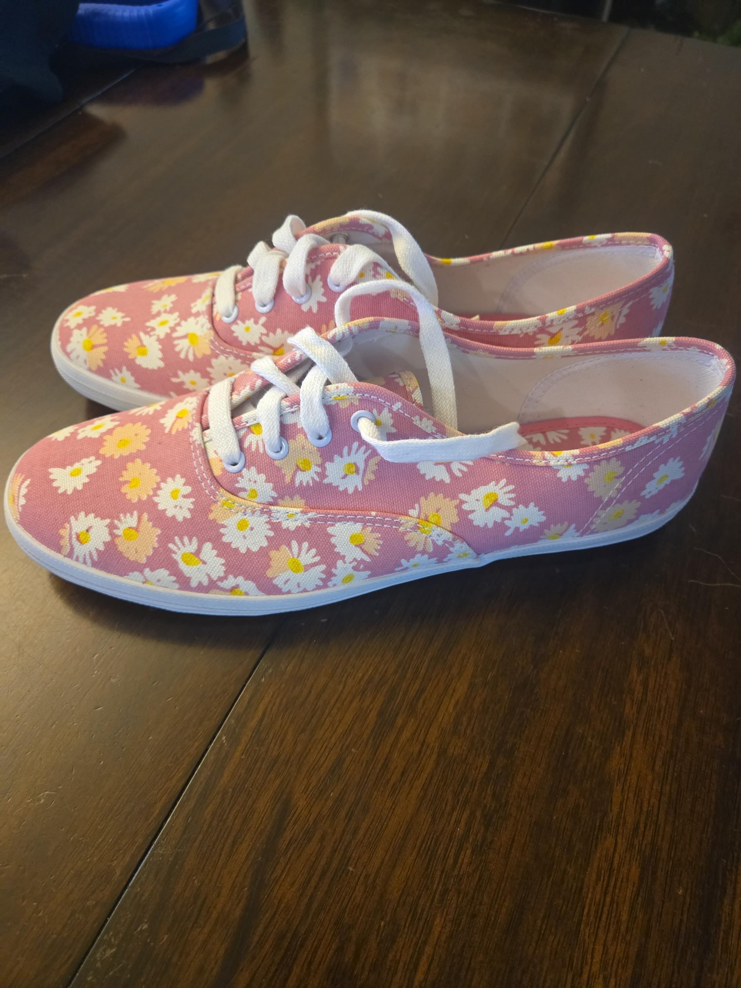 Pink flower Keds