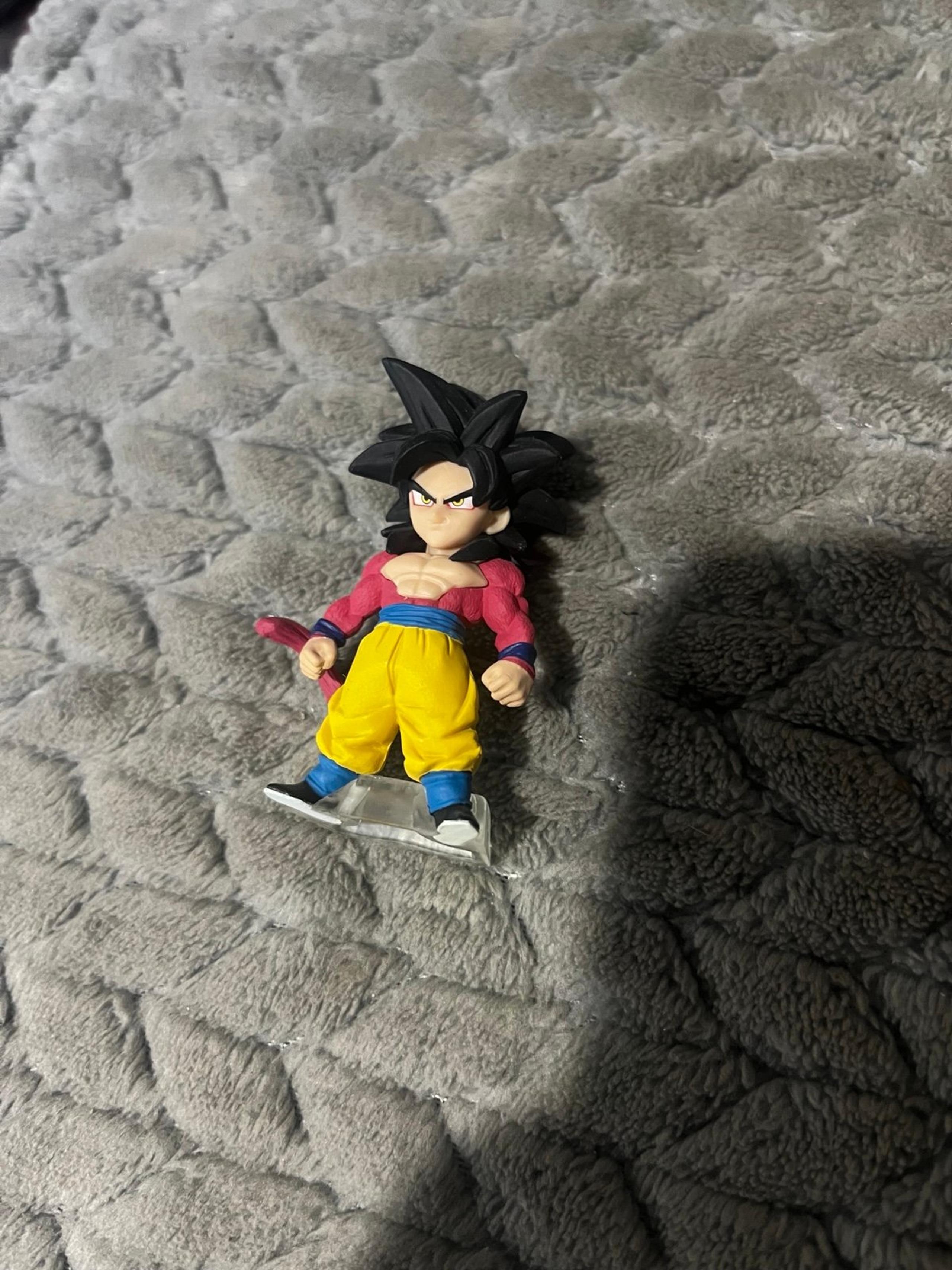 Dragon Ball GT Adverge Volume 7 Super Saiyan 4 Goku mini figure