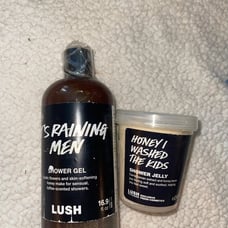 Lush Rare HTF Discontinued It’s Raining Men