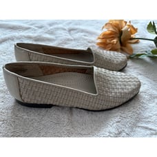 Trotters Cream Flats Size M