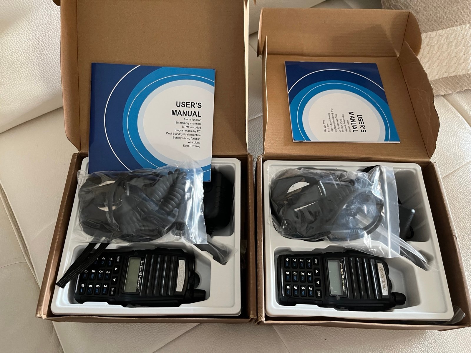 Baofeng BF-21 Two-Way Radio Set with Accessories / 60