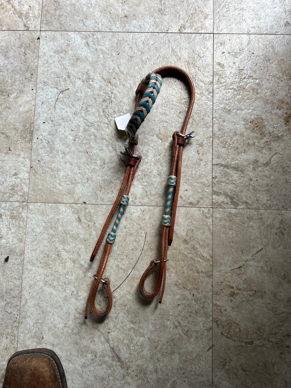 One ear headstall - like new horse size