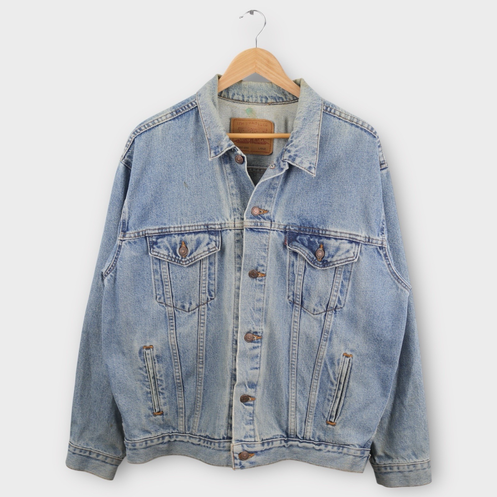 Vintage Levi's Denim Jean Jacket Men's Size Large 90s Light Wash Made In USA