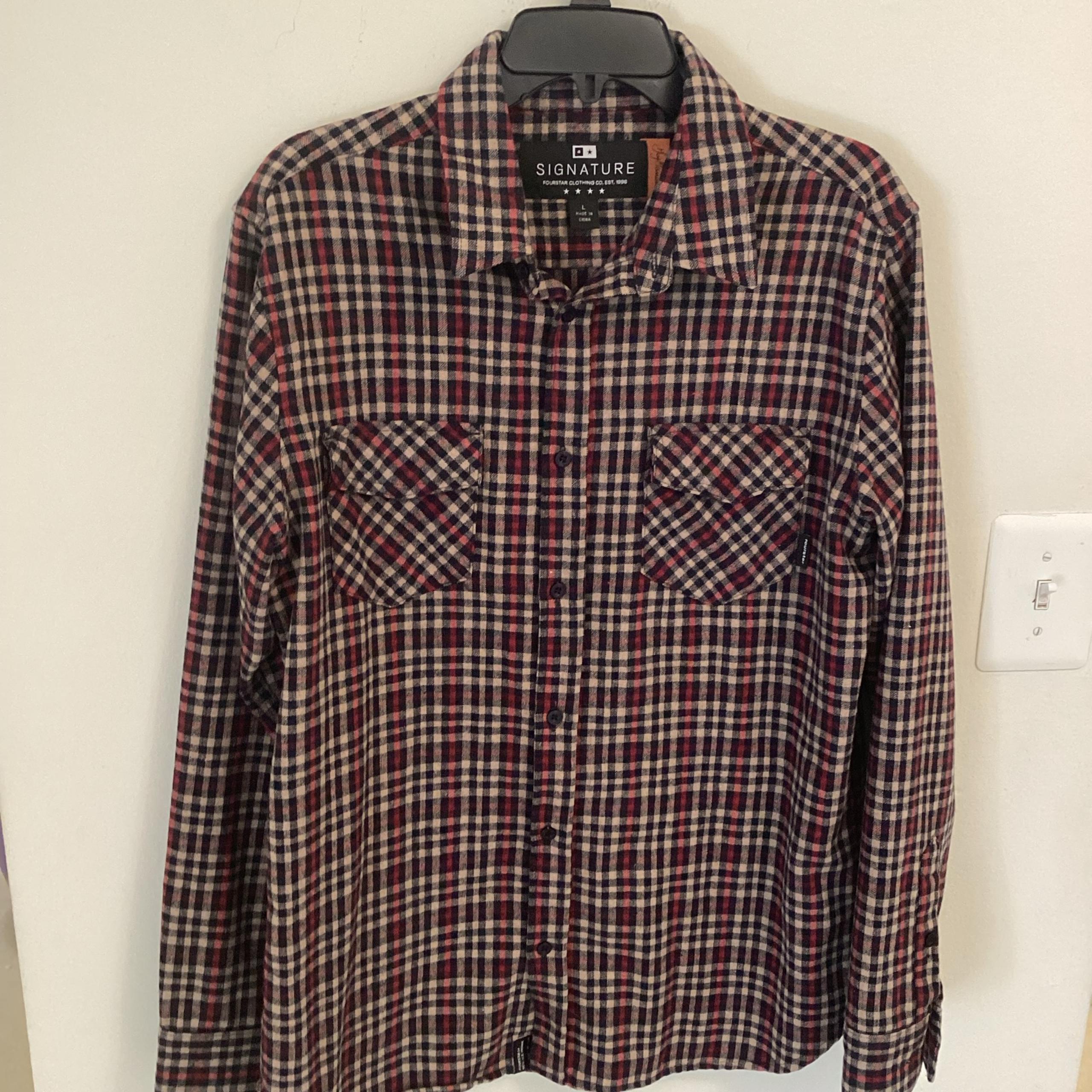 Signature 4 star long sleeve shirt in excellent condition size large