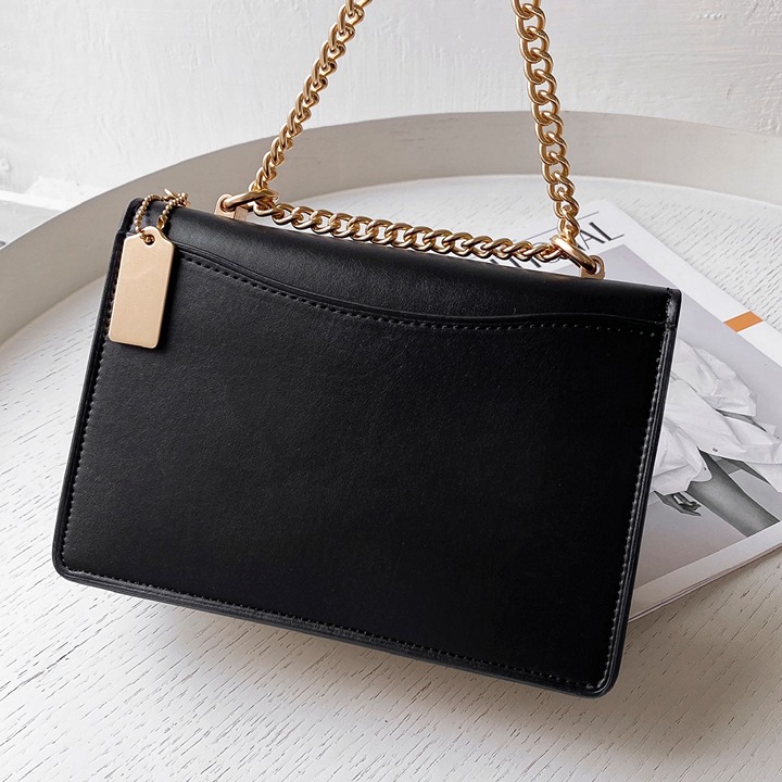 shoulderbag