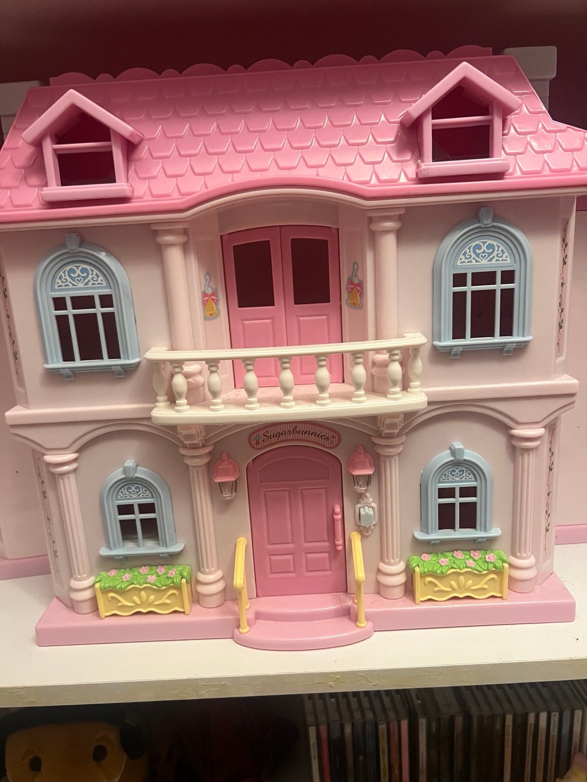 sugarbunnies pink dollhouse