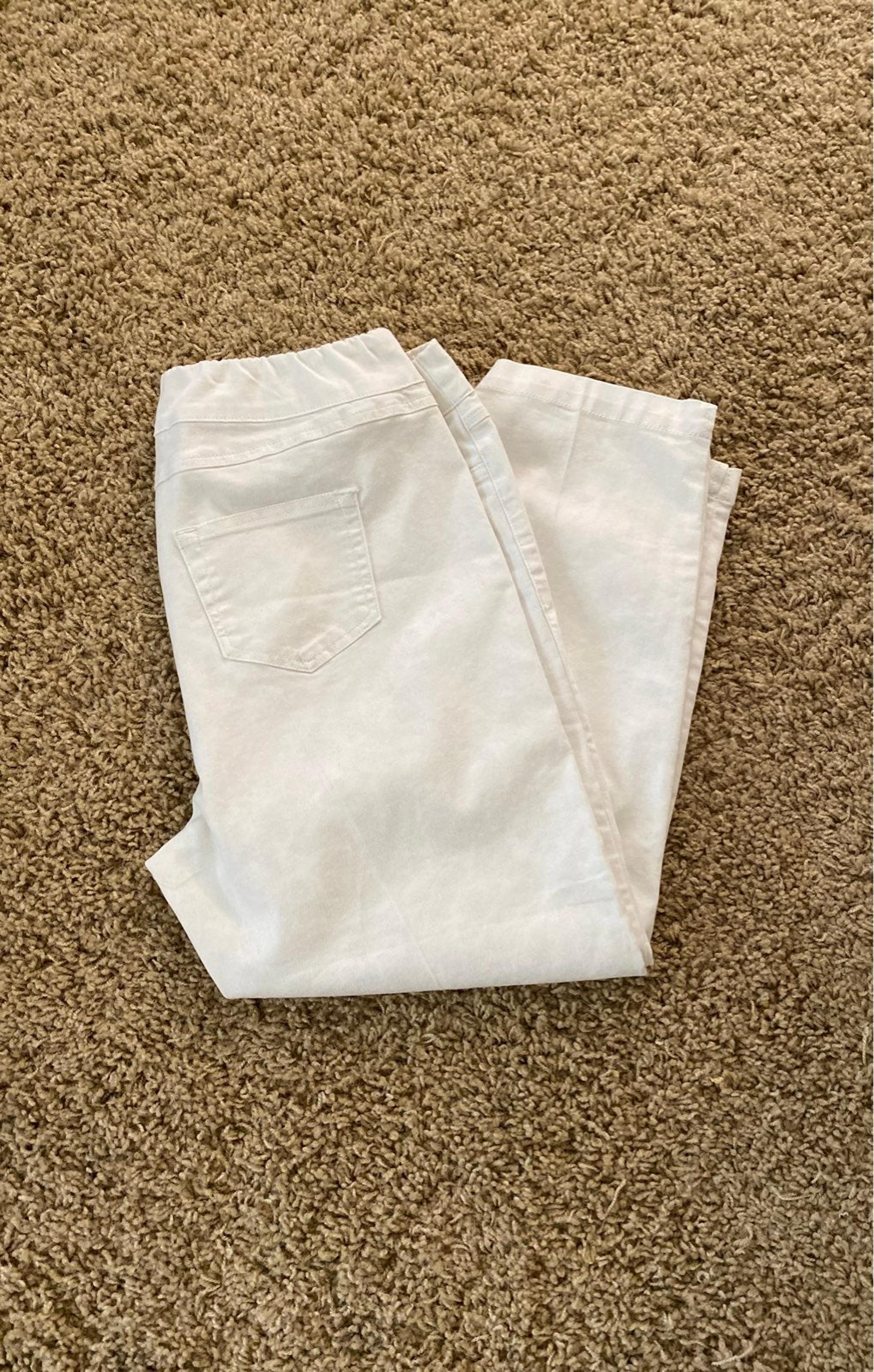 Soft surroundings off white capri pants large