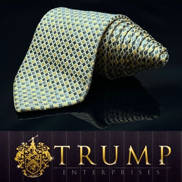 DONALD J. TRUMP MEN'S TIE YELLOW/GEOMETRIC Width: 3.50 Length: 62”