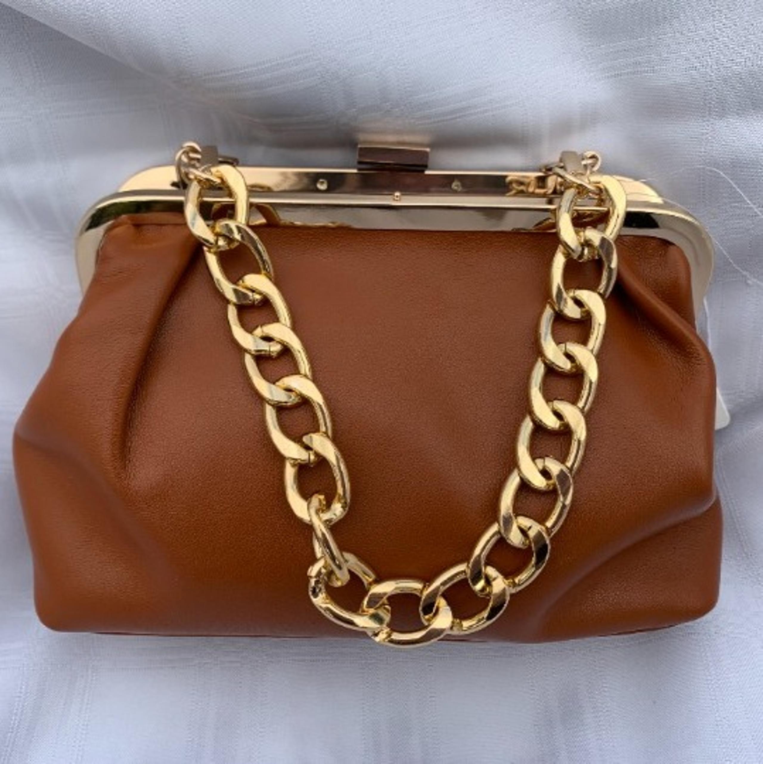 *NWT* Urban Expressions Vegan Certified Cognac Gold Chain Handbag