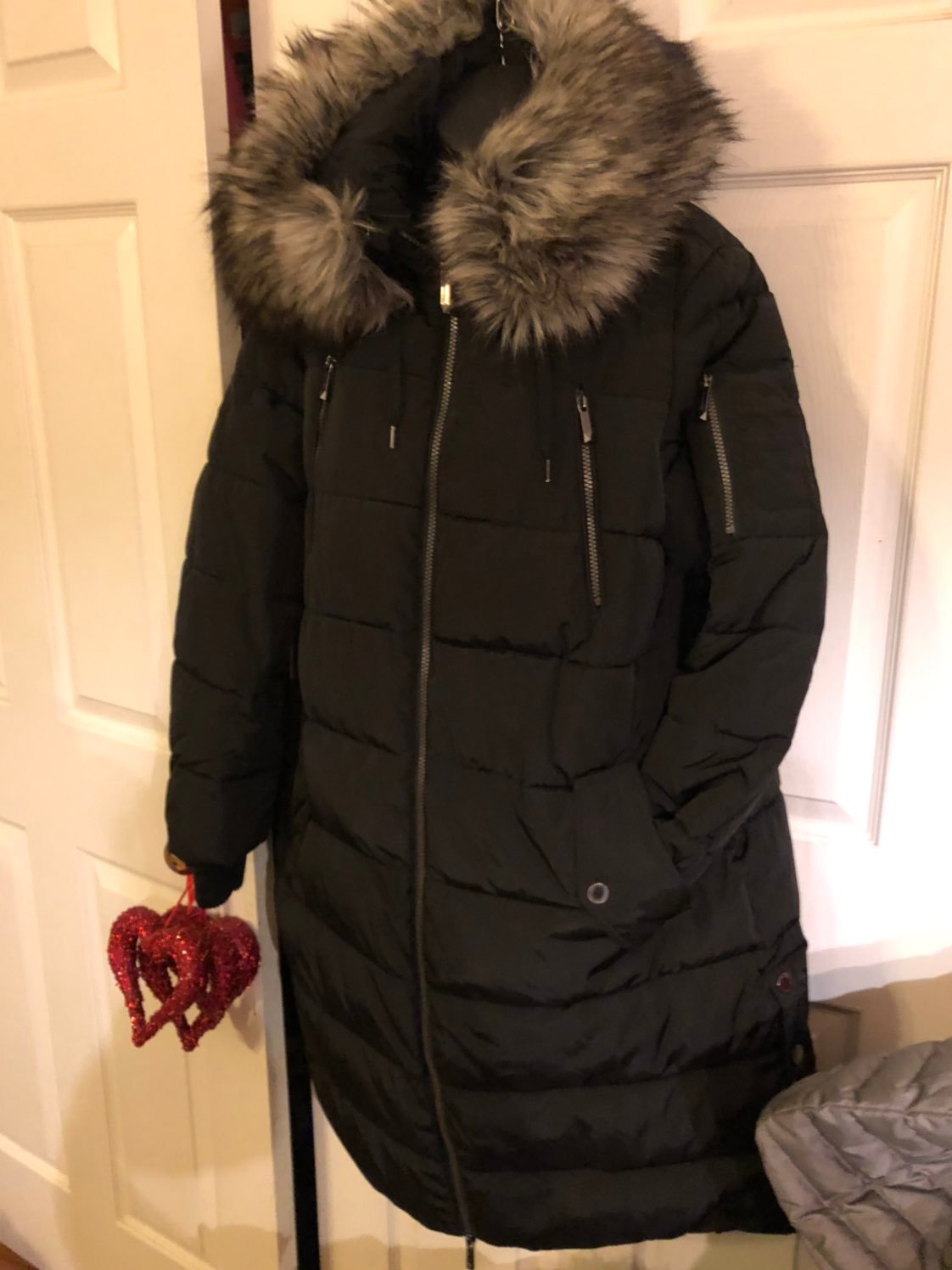 BCBG puffer coat warm sz L 498