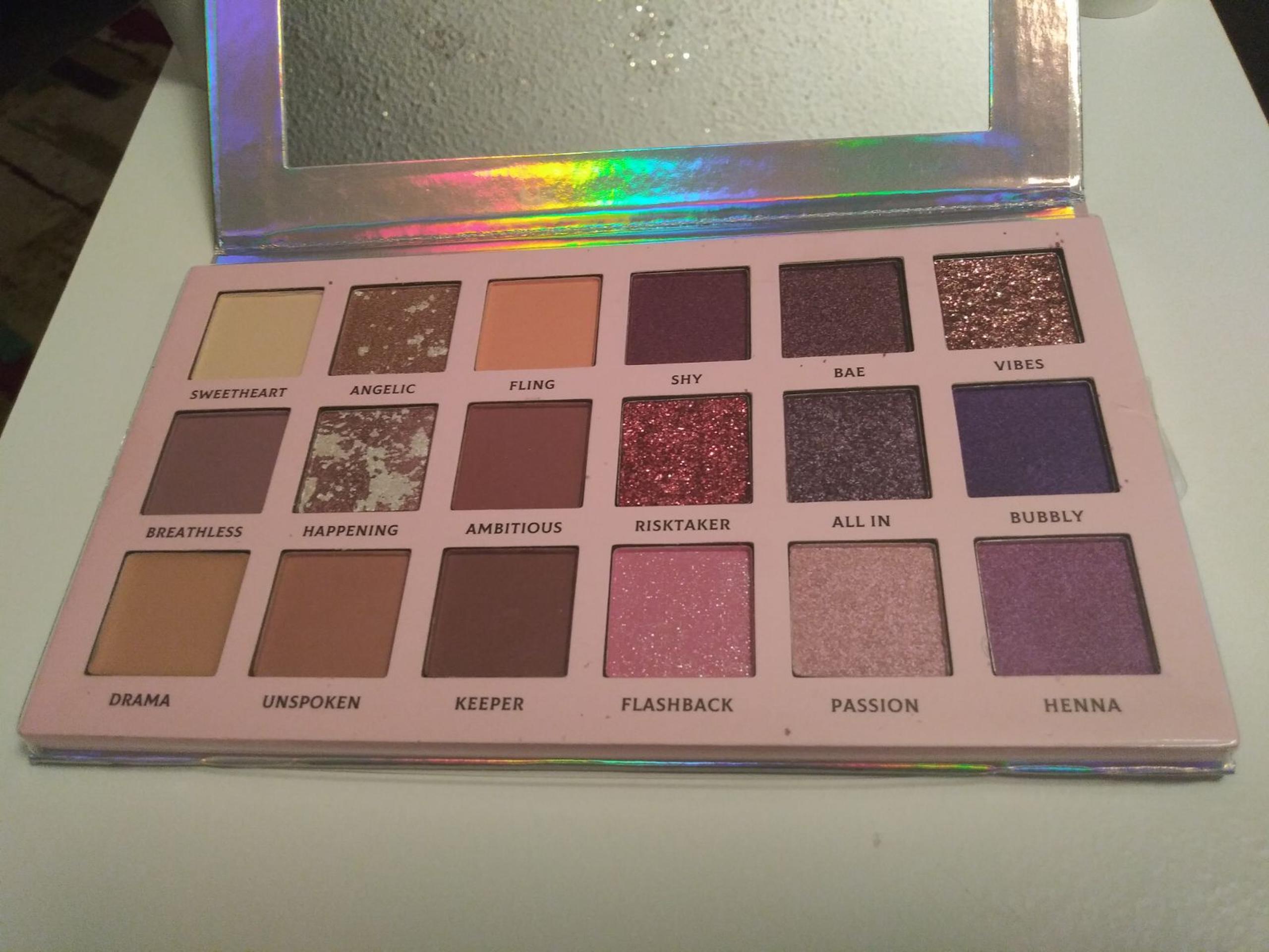 eyeshadow palette